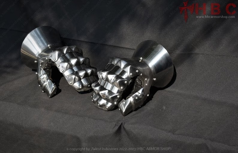 Medieval Fist gauntlet caterpillar Warrior Larp Armor Cosplay Ready for Battle