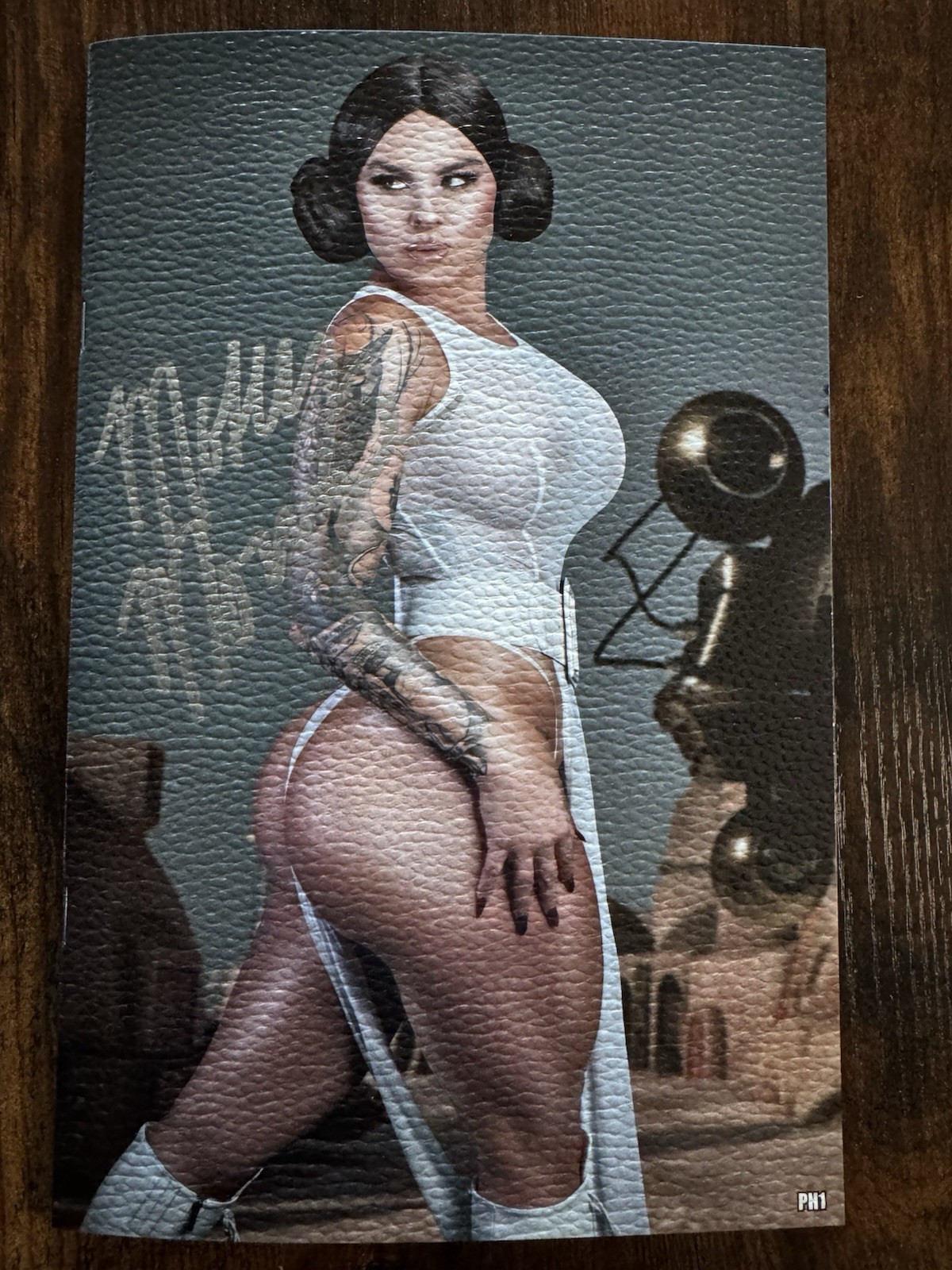 MOTLEY MONROE Star Wars LEATHER COVER LIMITED TO 5 PUBLISHER COPY PH1 Sign w/COA