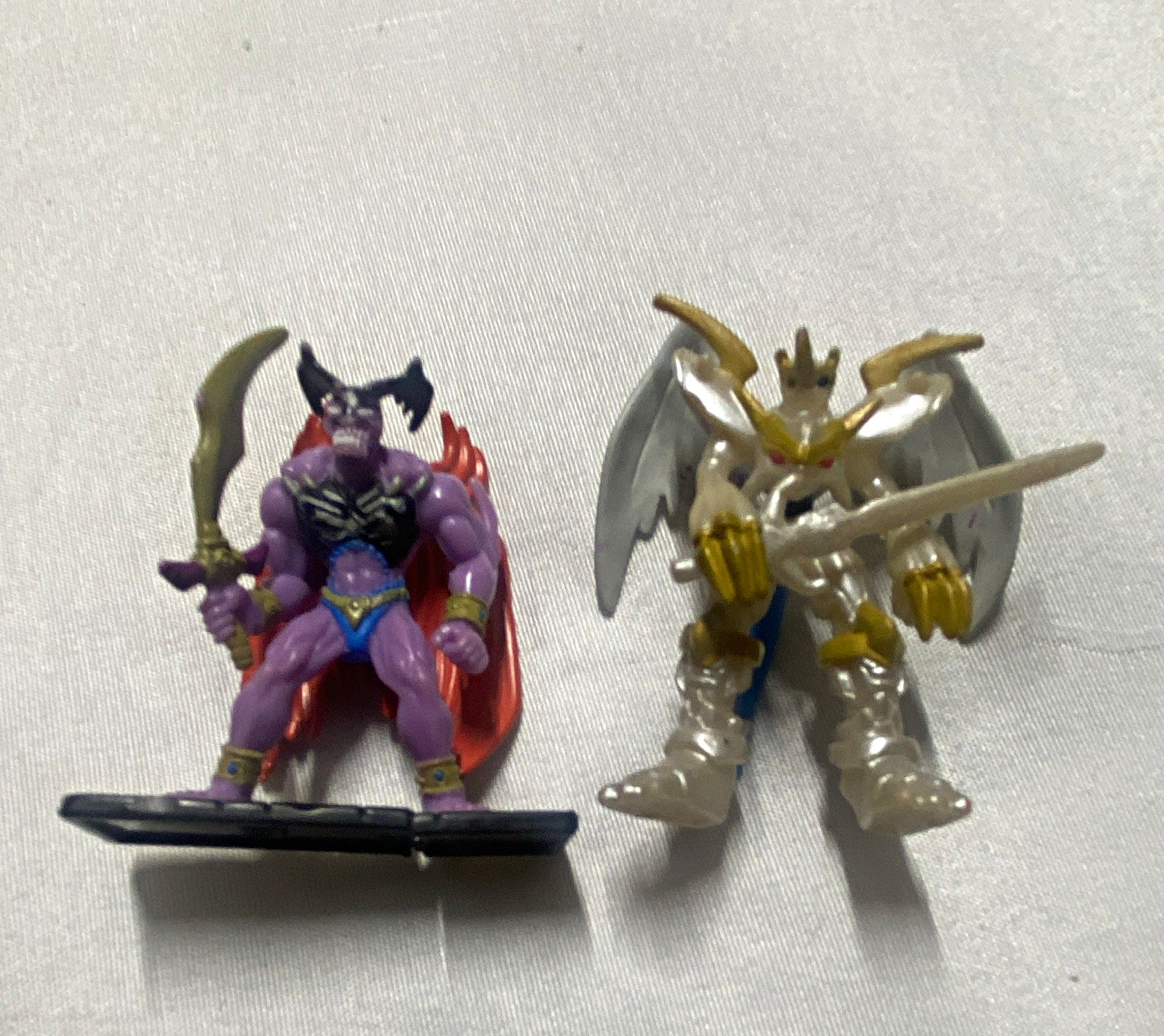 2pc Fantasy Mini Figurine Set Winged Demon & Angel Knight w/ Swords Plastic