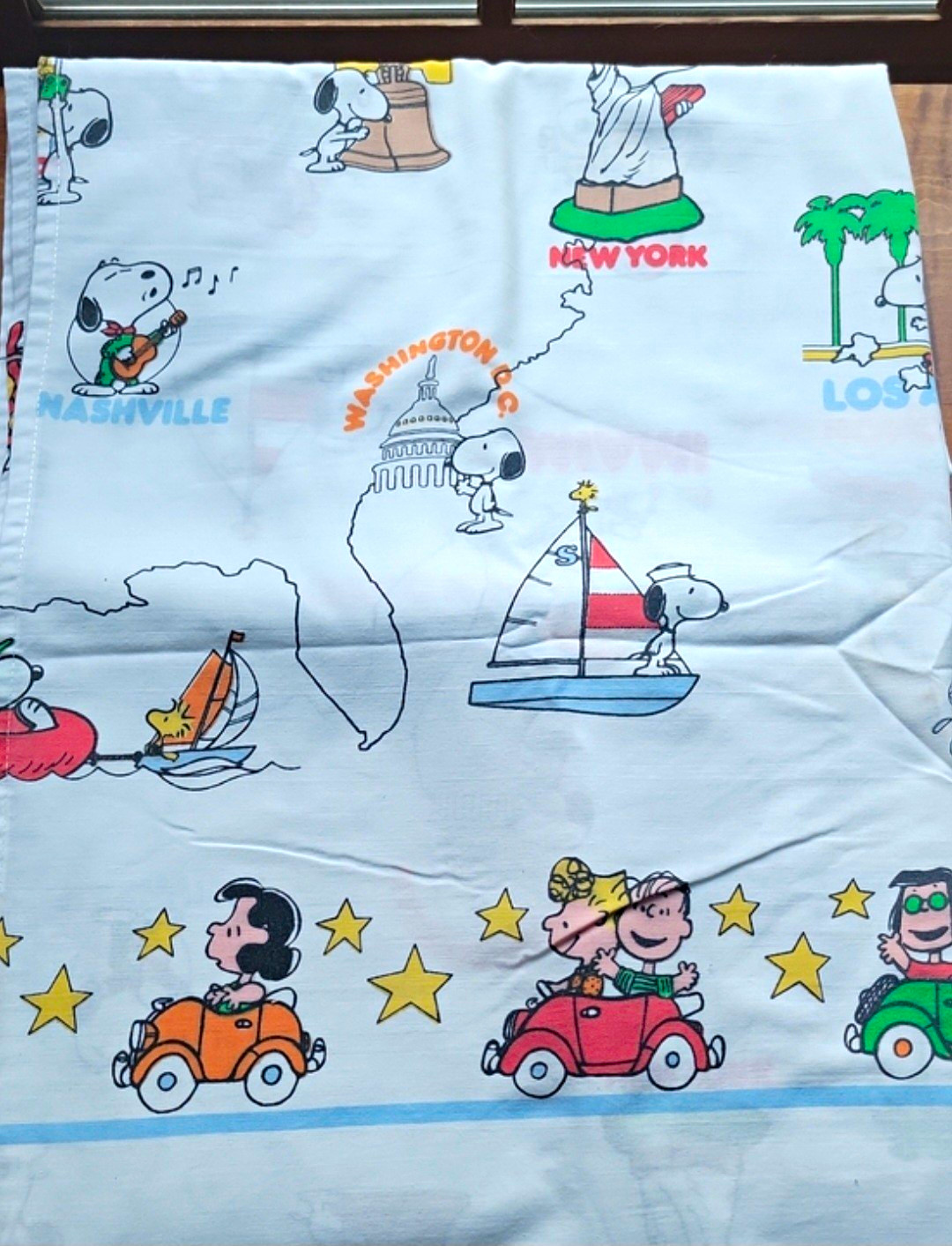Vintage 1970s Peanuts See America With Snoopy Twin Flat Sheet Tastemaker Bright
