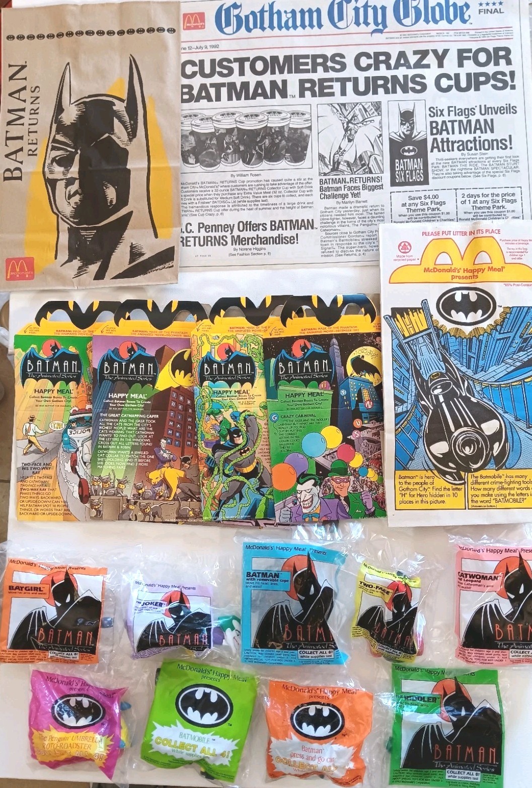 HUGE Batman Collectibles, 9 Toys, 2 Bags, 4 HM Boxes, Placemat  - ALL MINT