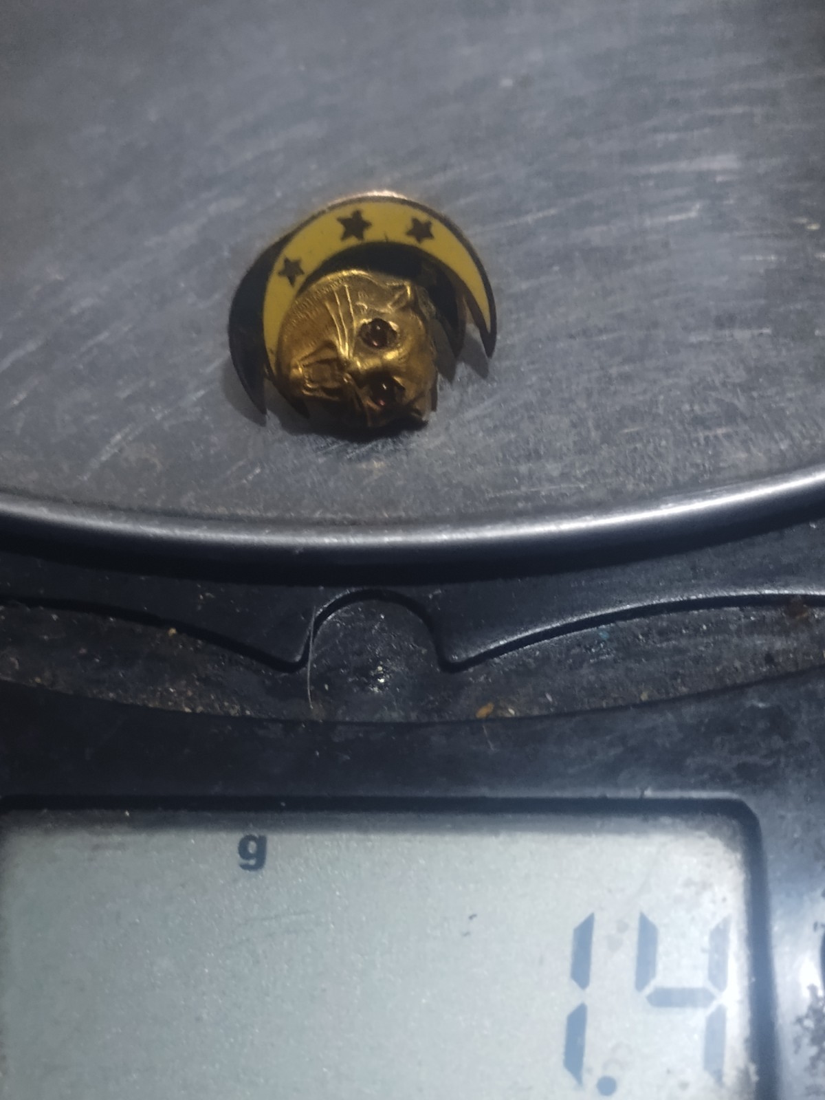  Dramatic Order of the Knights of Pythias Tiger Face not Scrap GOLD Ruby Eyes
