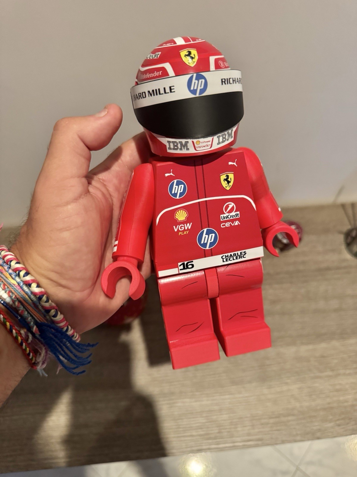 F1 Minifigure Figure 23/24 Cm XXL Charles Leclerc 2025 Ferrari