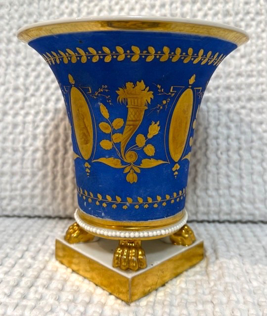 VTG Stunning Matte Royal Blue Gold Lion Paw Footed Vase Pot H 6 1/4