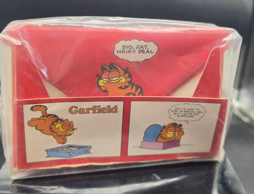 Garfield the Cat Comic Strip Sealed Box of 16 Envelopes
