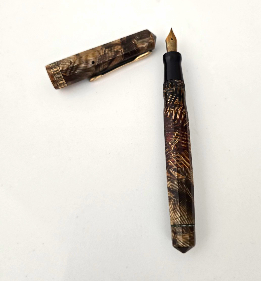 Bersha Vintage Celluloid Fountain Pen 14K Flexible Nib Gold Trim Black Ink