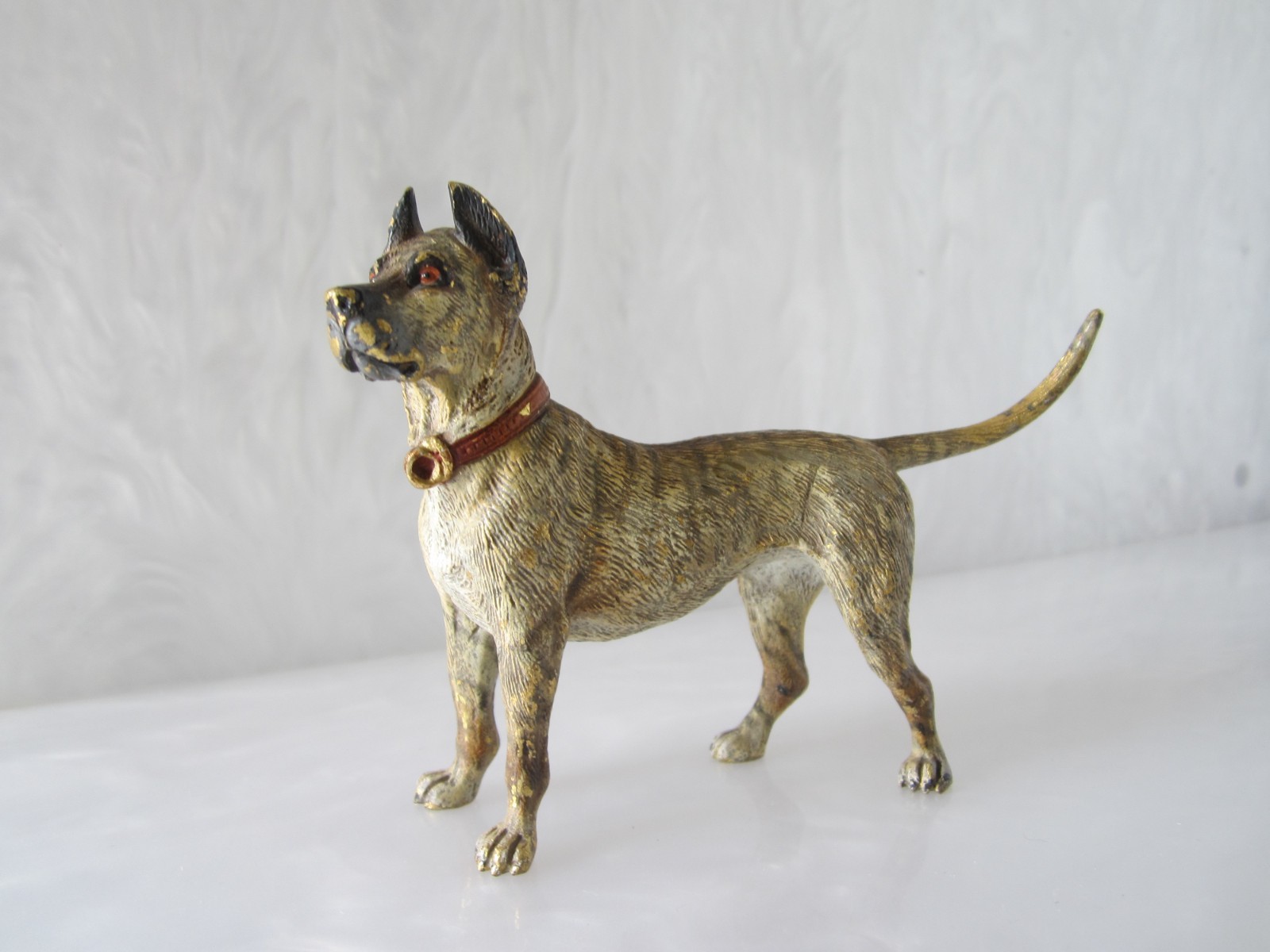 RARE ORIGINAL ANTIQUE COLD PAINTED VIENNA AUSTRIA BRONZE GREAT DANE DOG FIGURINE