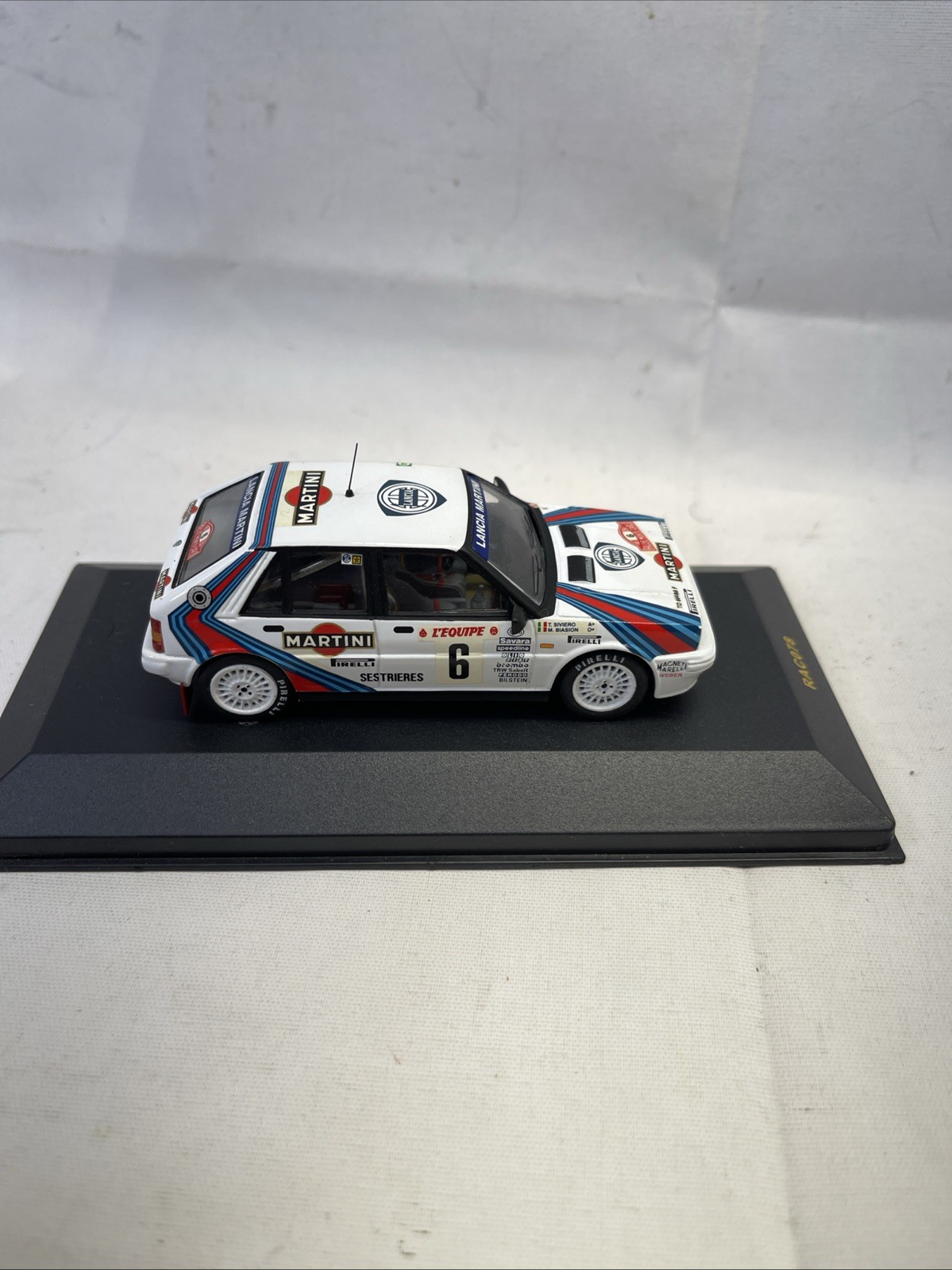 Lancia Delta 4WD #6 Winner Rally Monte Carlo 1987 IXO 1:43. 