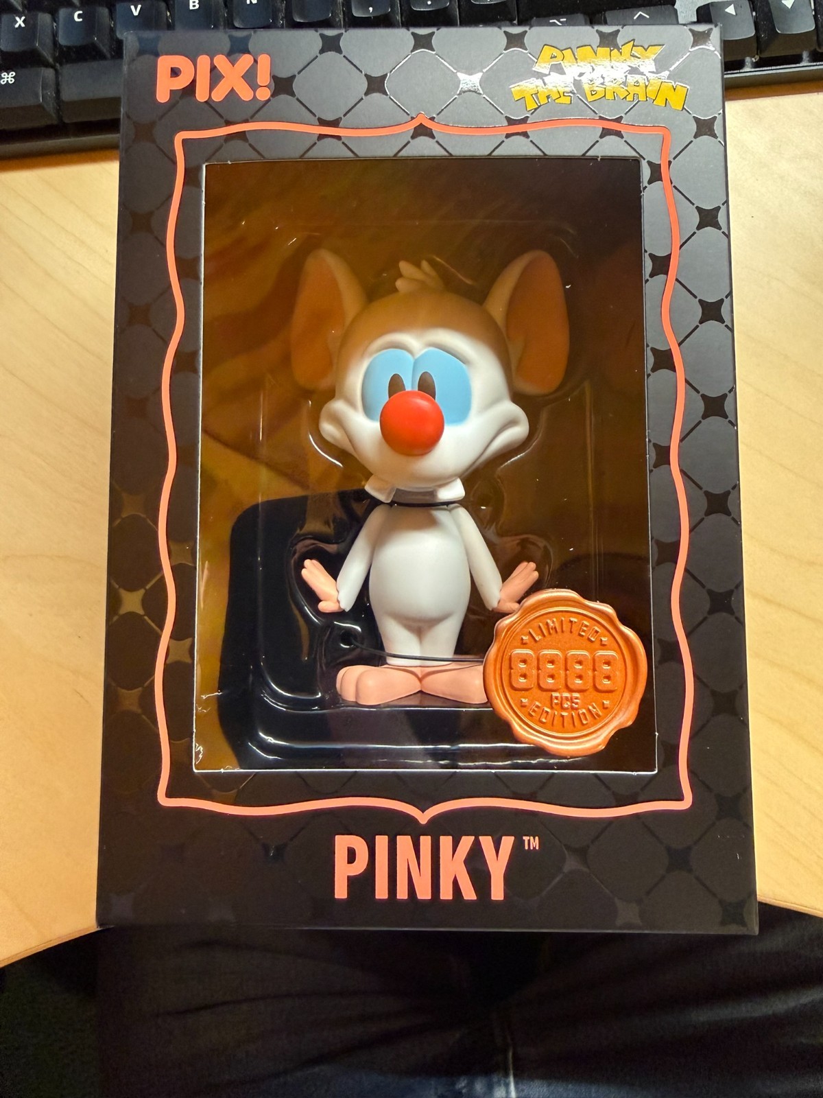 Thrilljoy PIX Pinky and the Brain Pinky Smiling Pix Vinyl Figure Hero Version