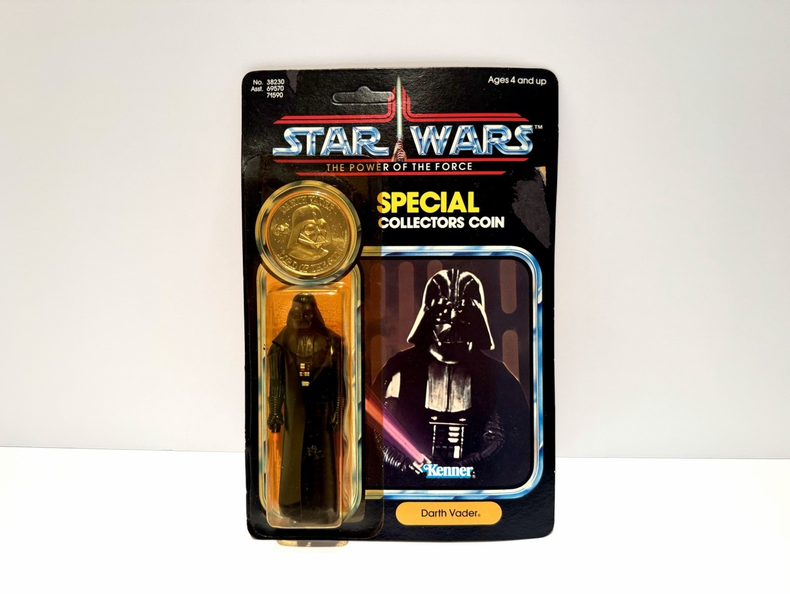 Kenner Star Wars Action Figure DARTH VADER Special Collector's Coin Vtg 1984