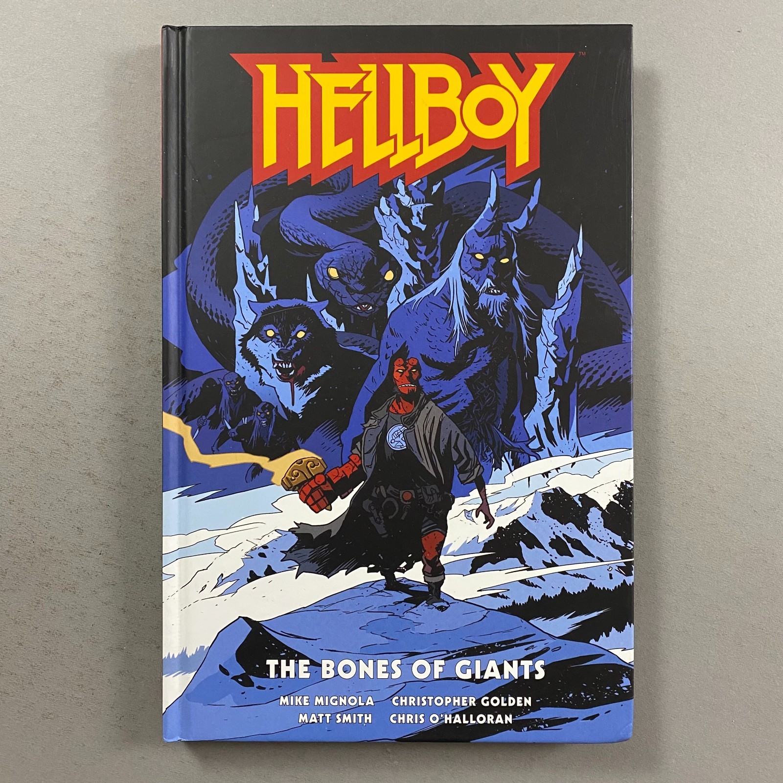 HELLBOY THE BONES OF GIANTS HC (2022, DARK HORSE COMICS)