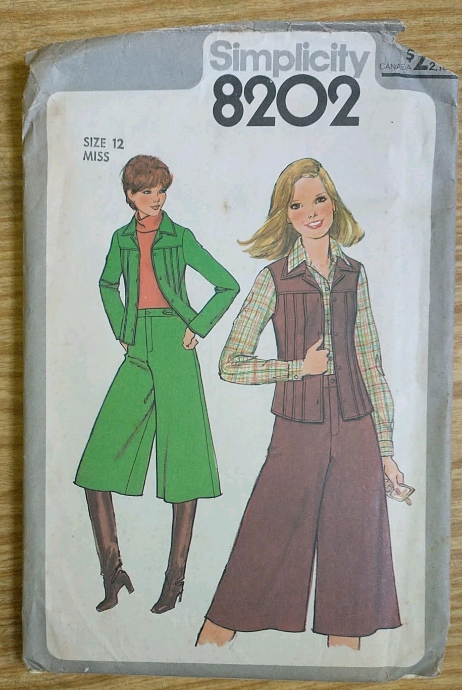 VTG Simplicity Pattern 8202 Miss Size 12 Gauchos Culottes Jacket Vest UNCUT 1977