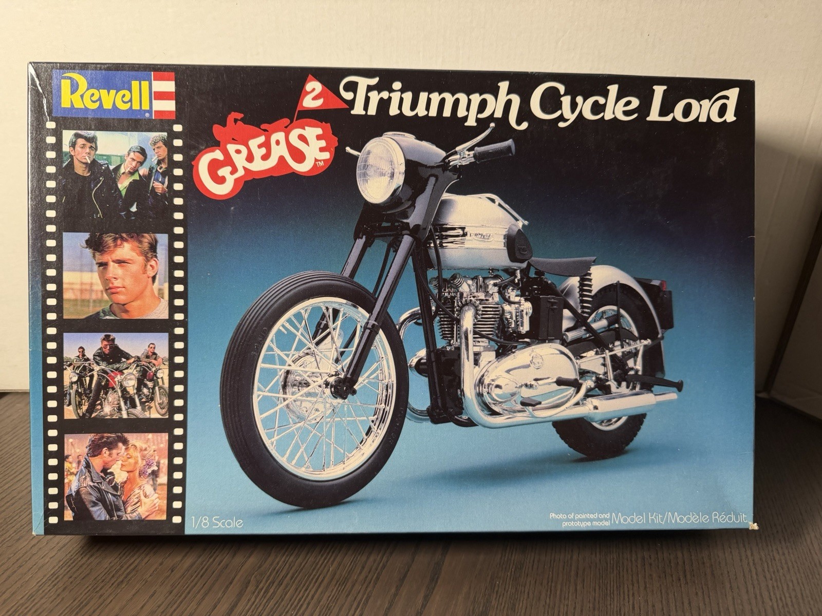 CYCLE LORD GREASE VINTAGE 1982 REVELL TRIUMPH TIGER 100 MOTORCYCLE 1/8 MODEL KIT