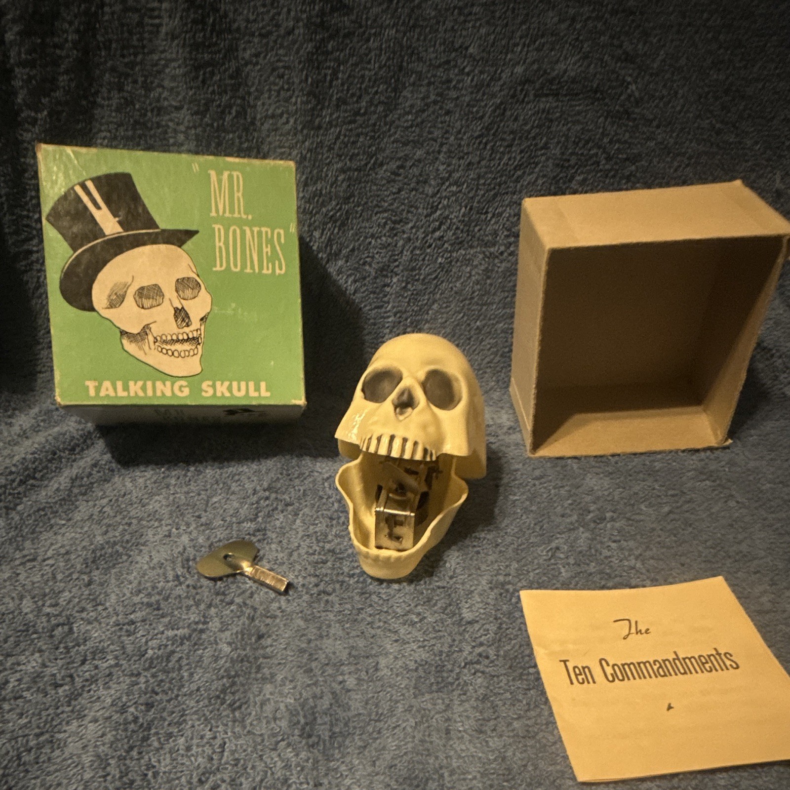 Vintage 1954 Mister bones Talking Skull