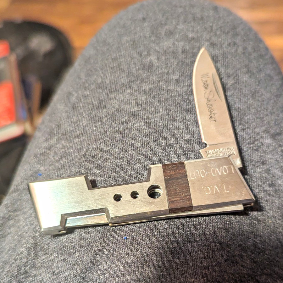 Taylor Cutlery Moon Shooter Folding Pocketknife Stainless Clip Point Linerlock