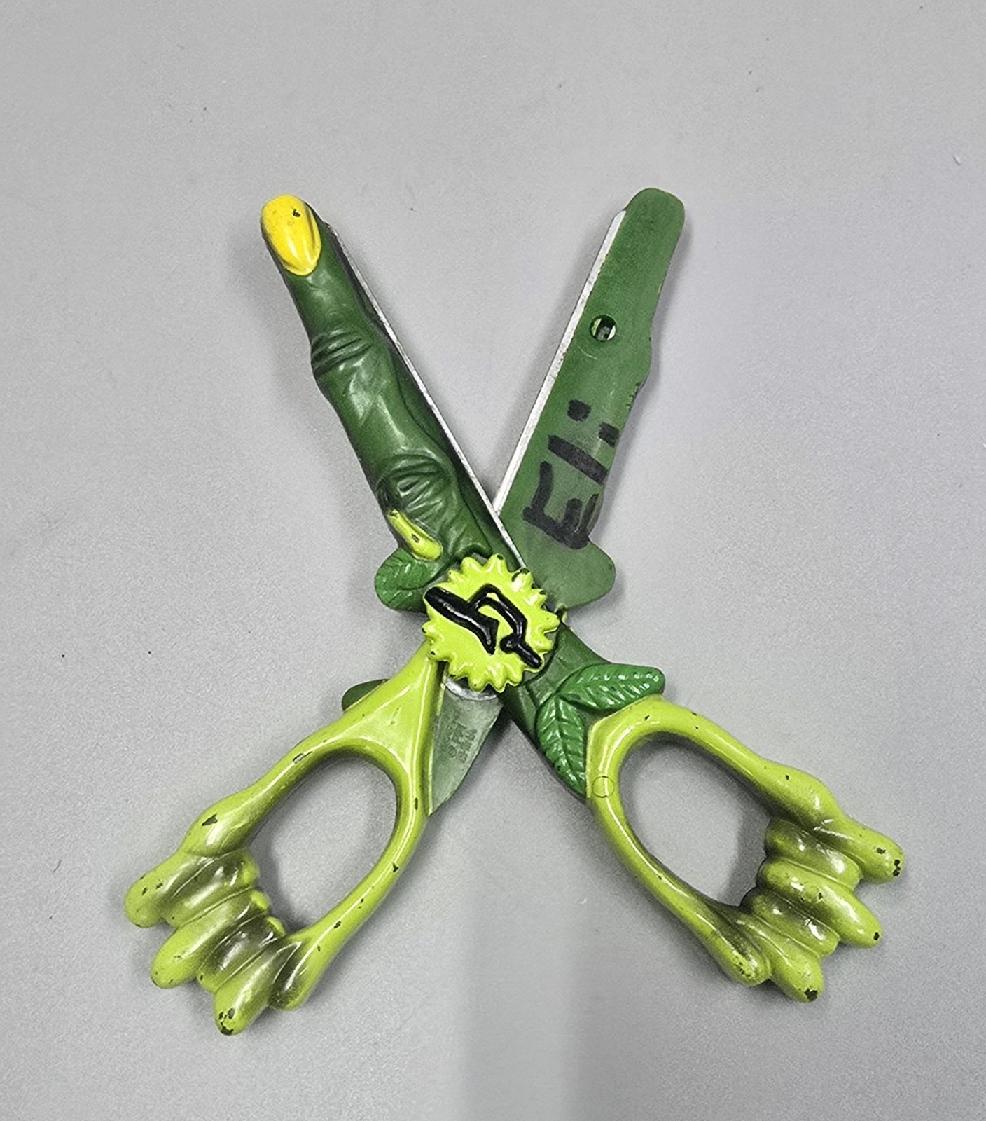 Extremely Rare Goosebumps Kids Scissors Slime Novelty Horror Zombie