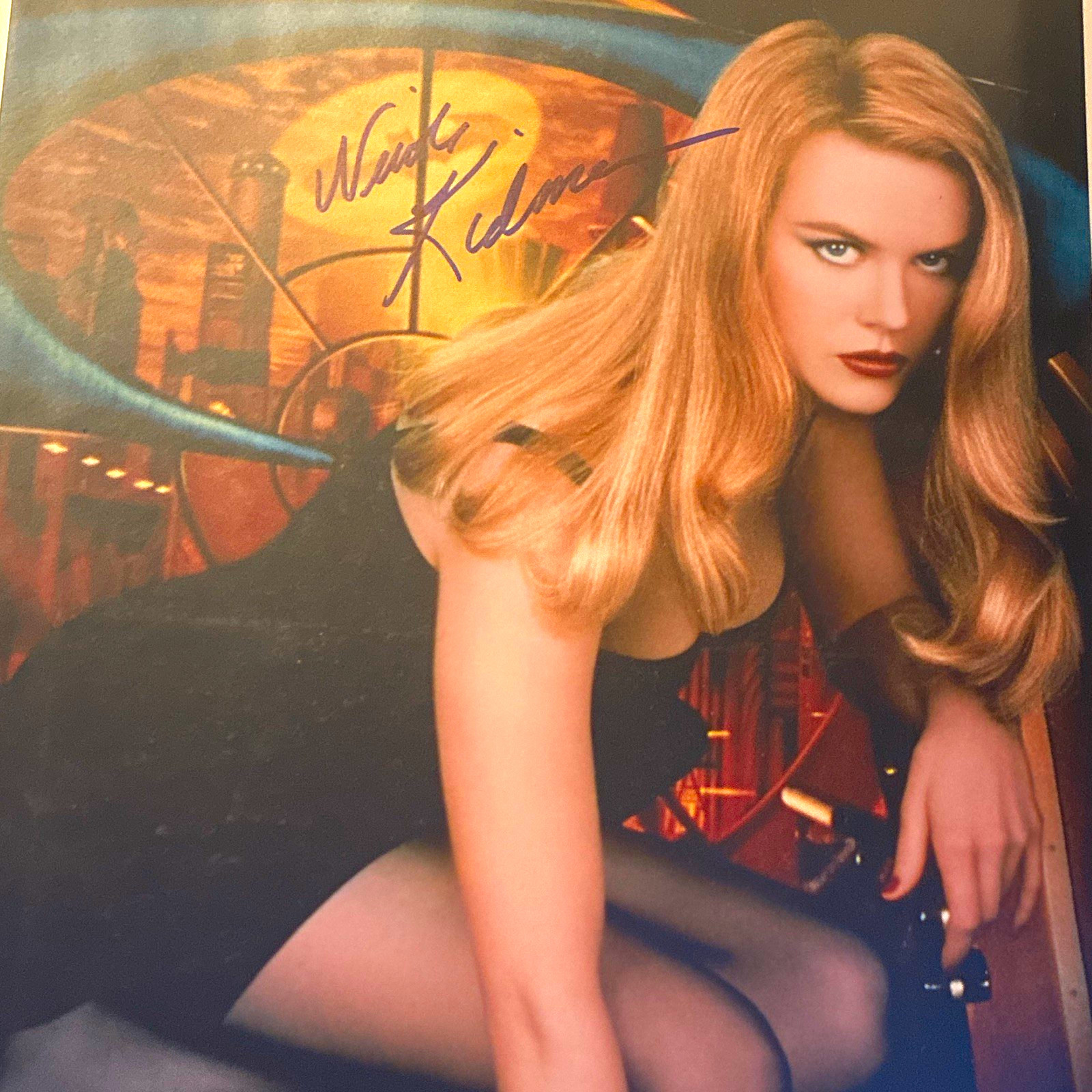 Nicole Kidman Signed Glamour Photo - Autograph Not Authenticated