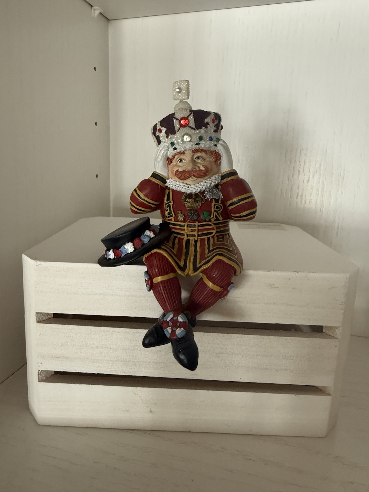 Shenandoah Design Keeper Shelf Sitter