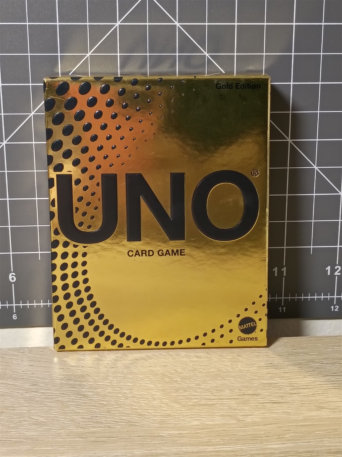 UNO GOLD PREMIUM Edition Card Game 112 Cards 2-6 Players Foil Embossed Unique
