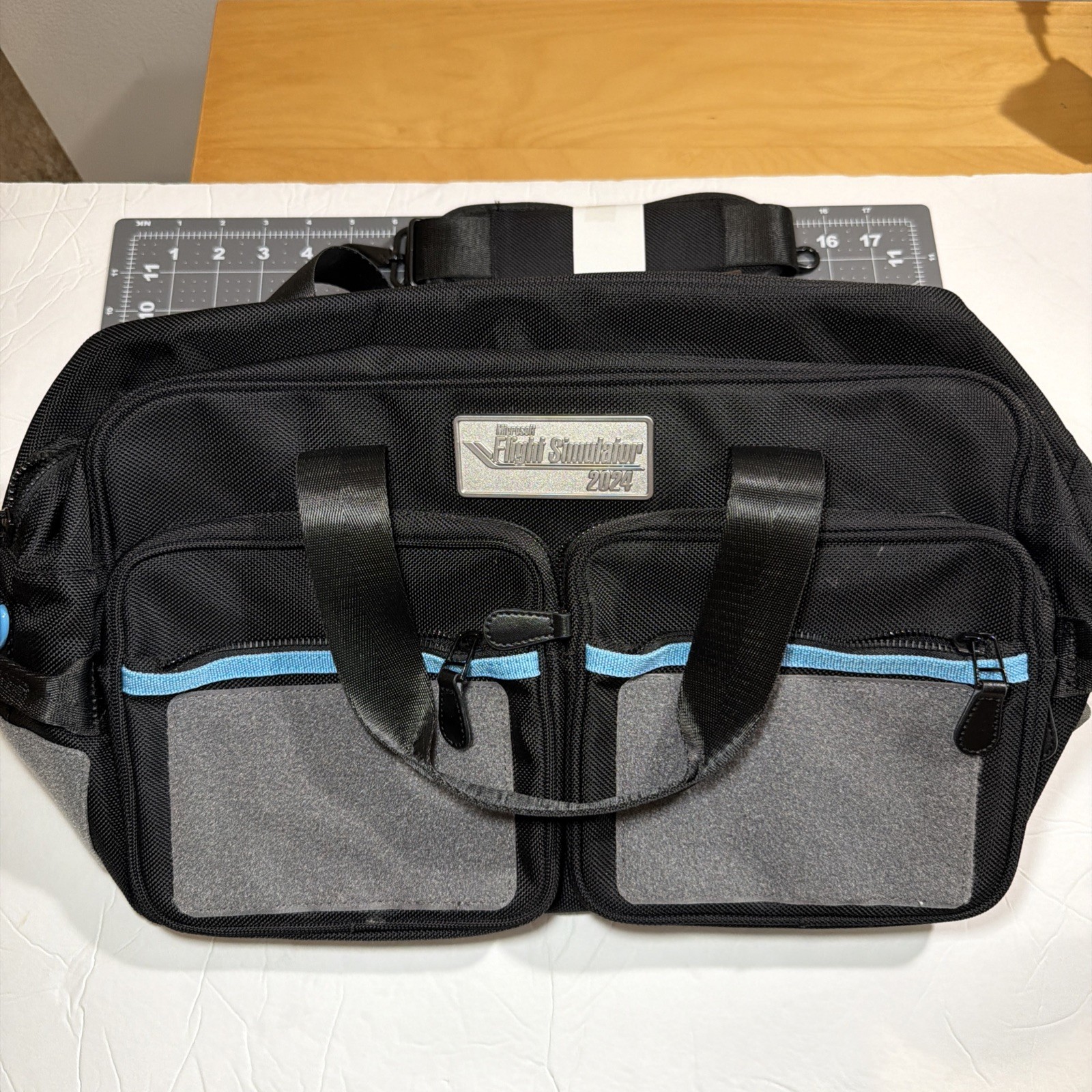 Microsoft Flight Simulator 2024 Trade Show Crossbody Bag Black
