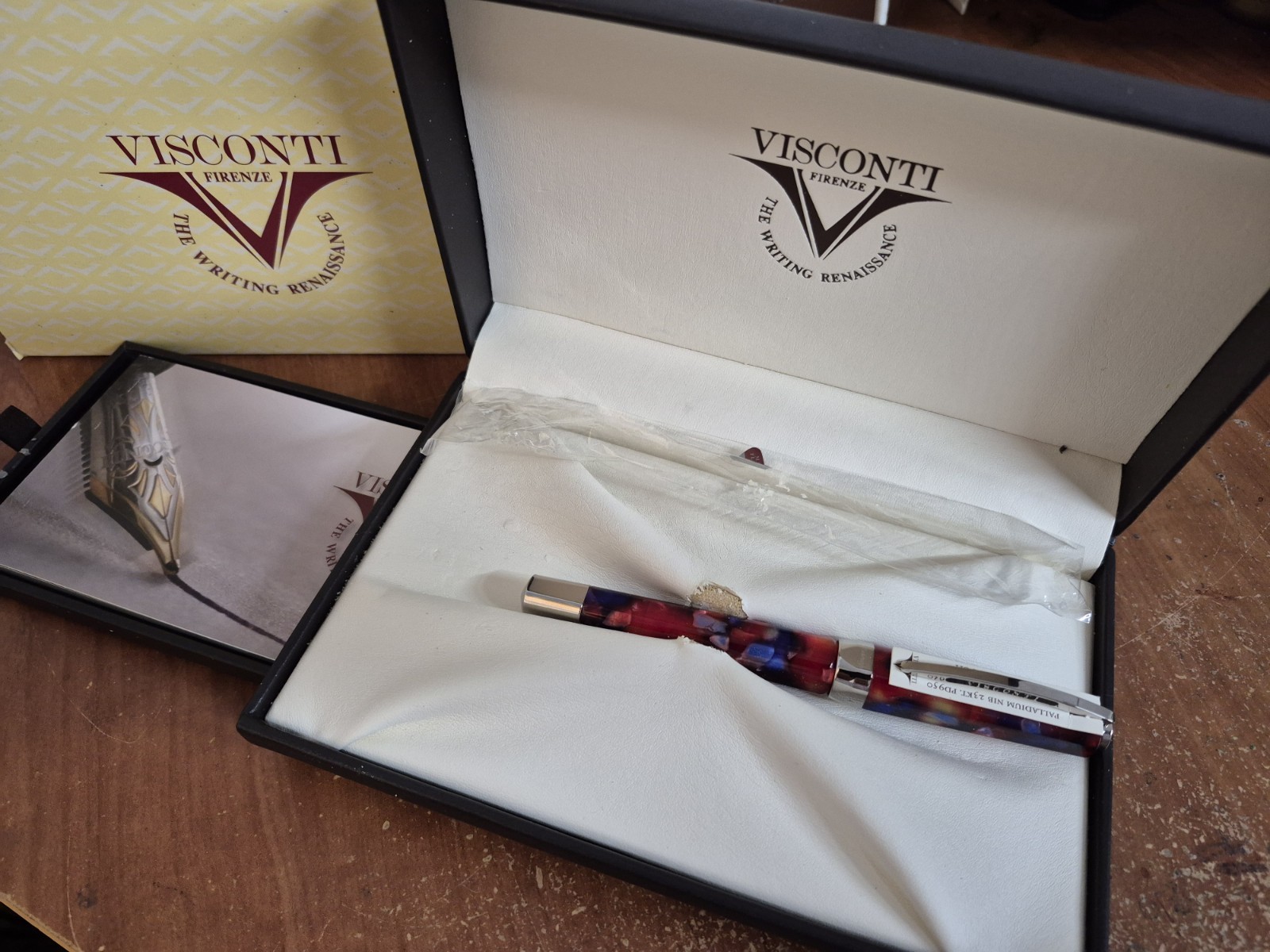 Visconti Opera Club Blue Carnival Dreamtouch M Fountain Pen