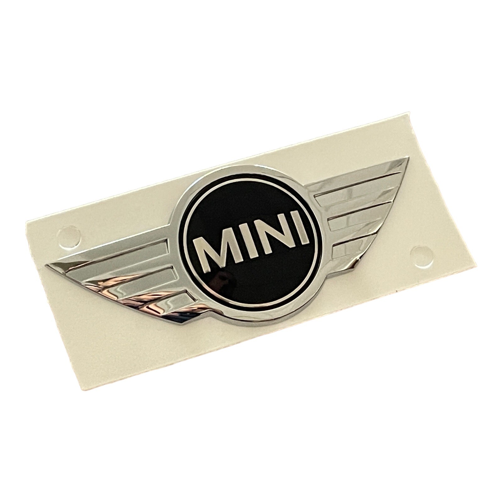New 2002-2006 R52 R53 MINI Cooper S Front Hood Emblem Badge 51140660106 oem