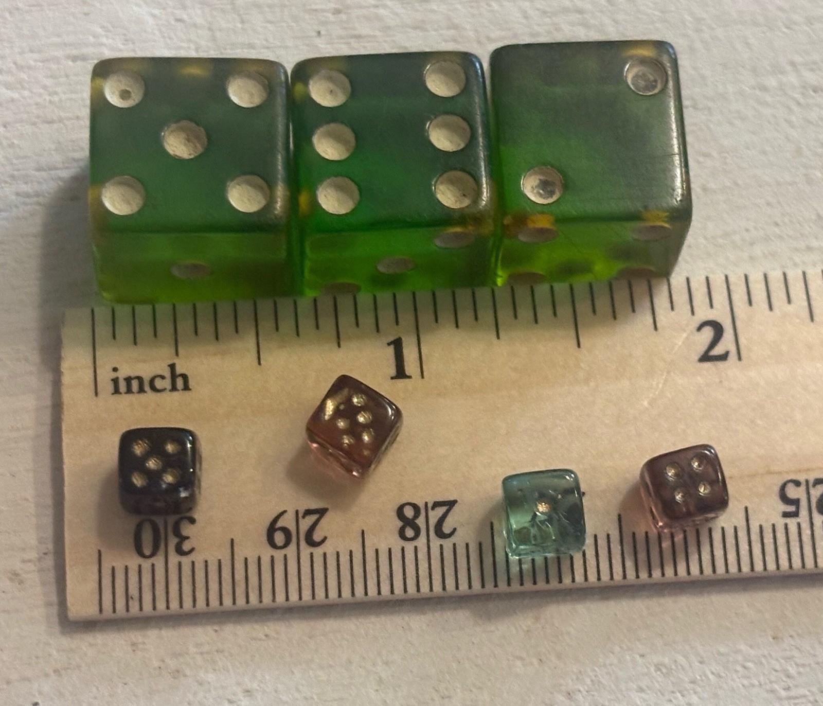3 Vintage Green Translucent Bakelite Dice 5/8inch & 4 RARE 1/4imch dice