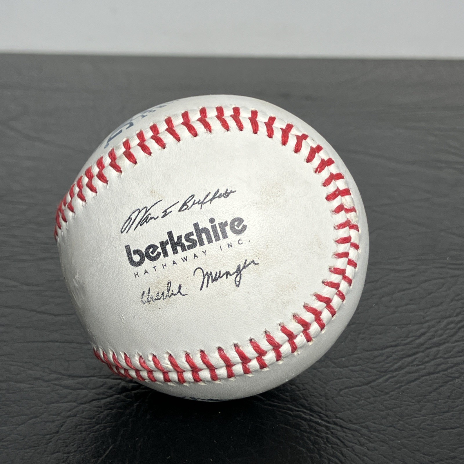 Rare Berkshire Hathaway Spalding Baseball Buffett Munger Signature Edition