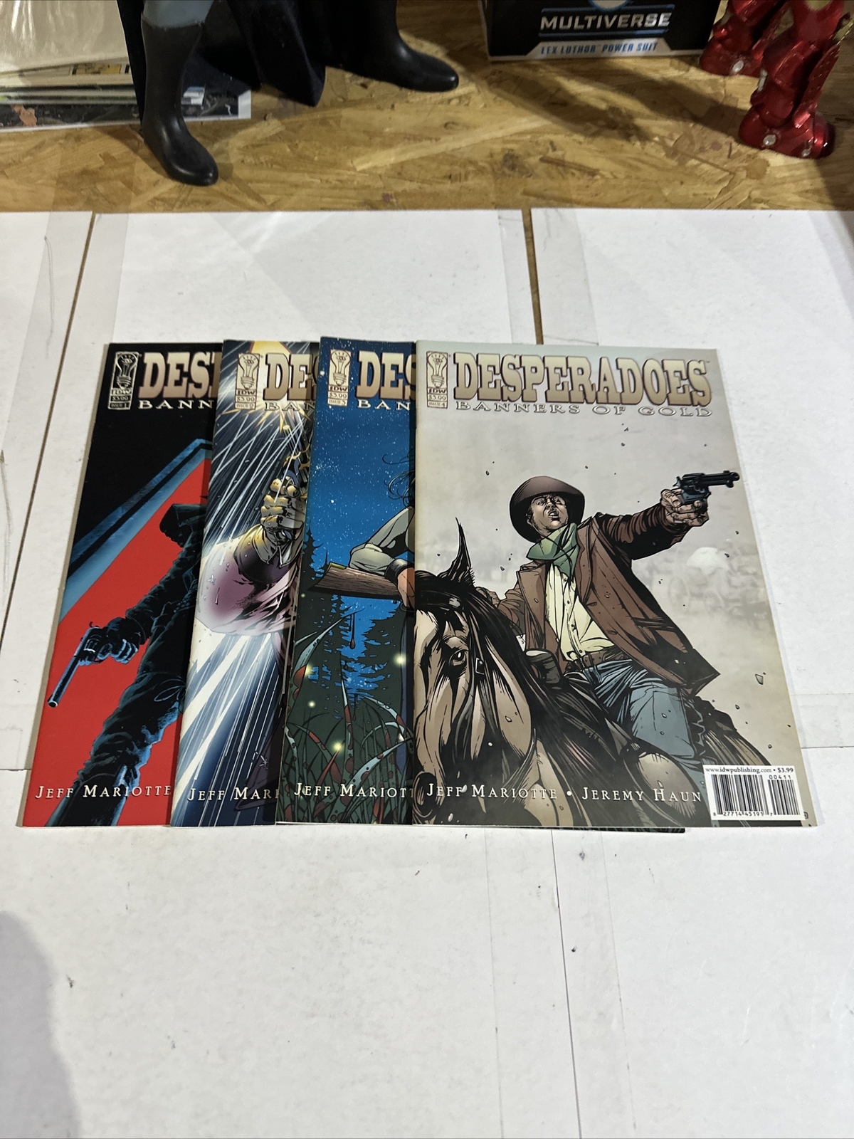 Desperadoes: Banners of Gold #1-4 2004 IDW Publishing Lot of 4 Comics Dj 19 6.5