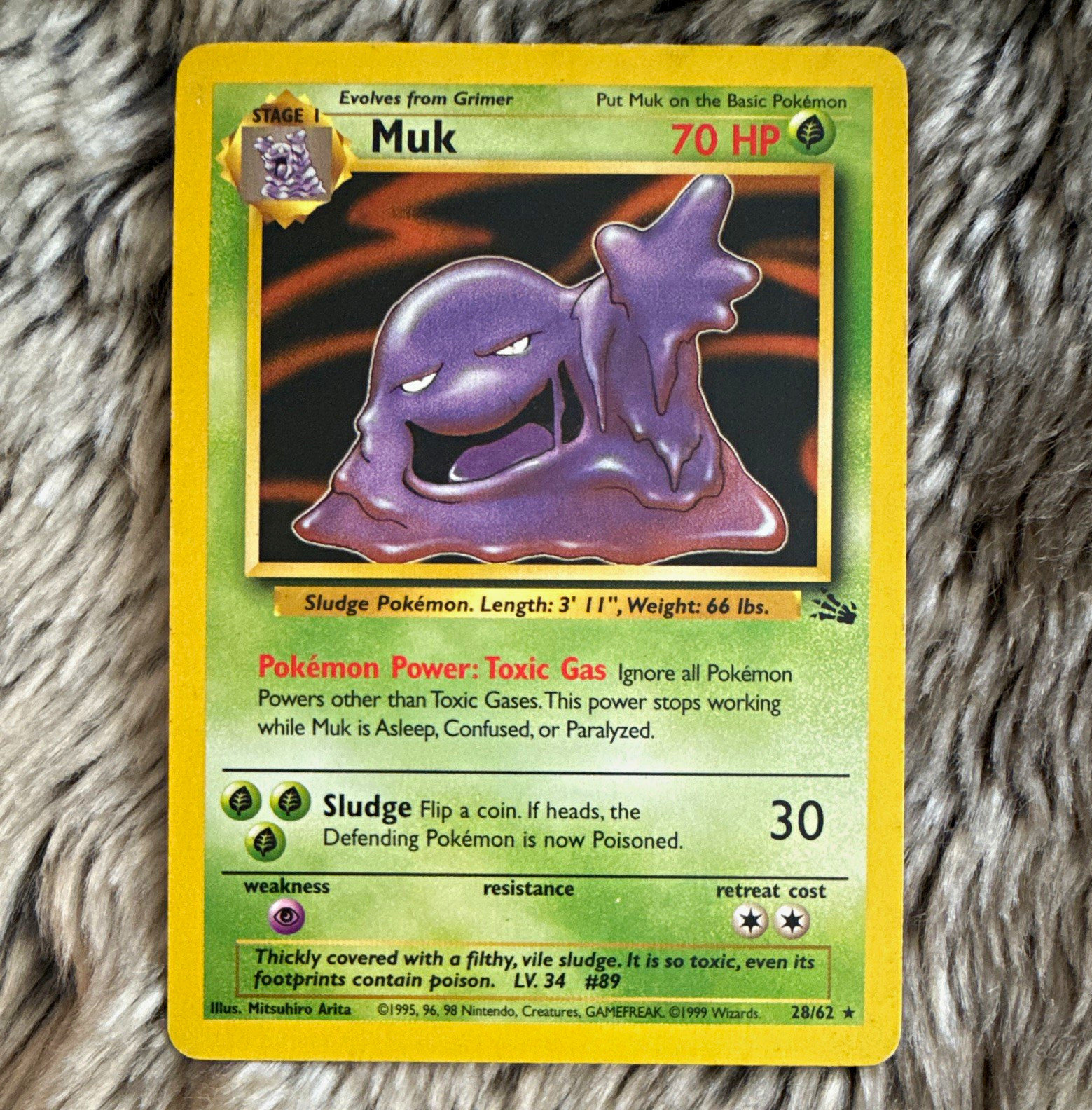 Pokémon TCG Fossil 1999 Wizards Muk 28/62 English Stage 1 Card