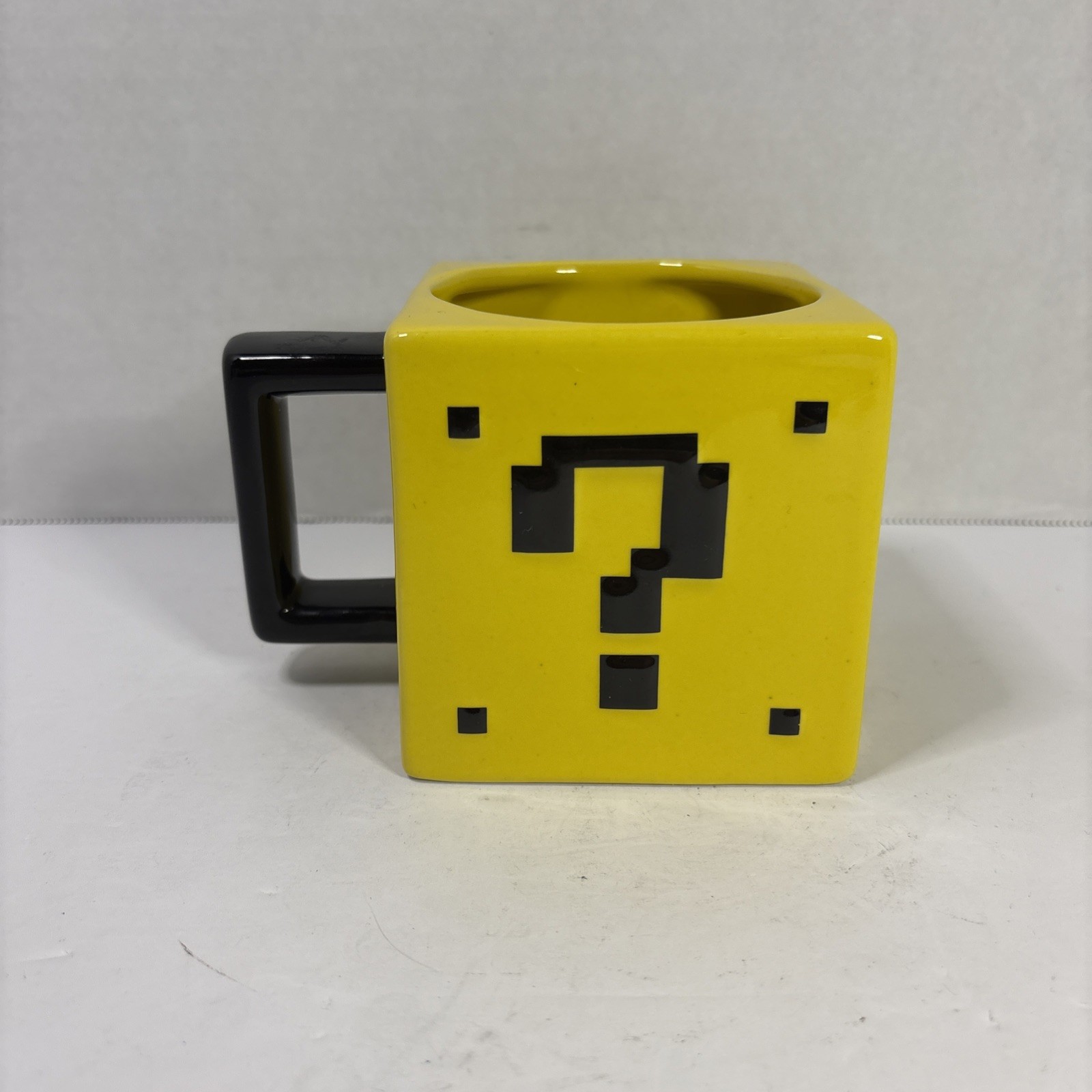 Nintendo Super Mario Brothers Power Up Block Mug ThinkGeek 2015 17oz