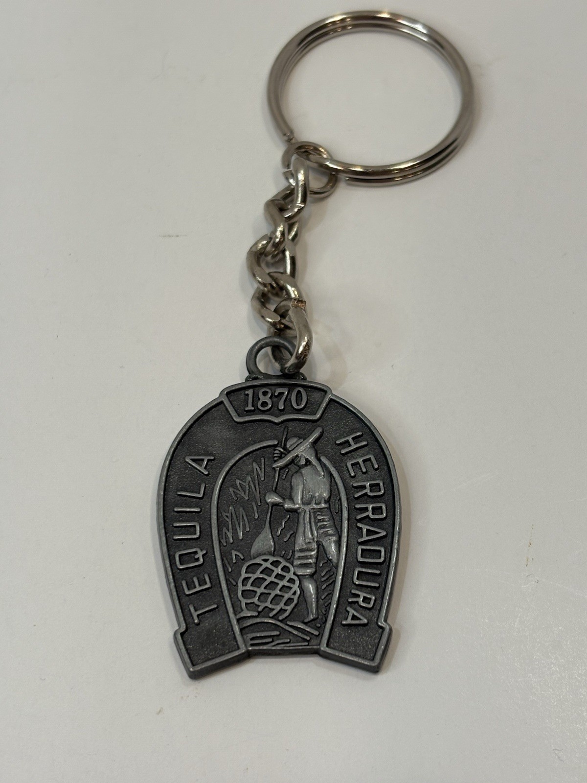 Vintg Tequila Herradura 1870 Pewter Horseshoe Keychain Liquor Distillery Mexico