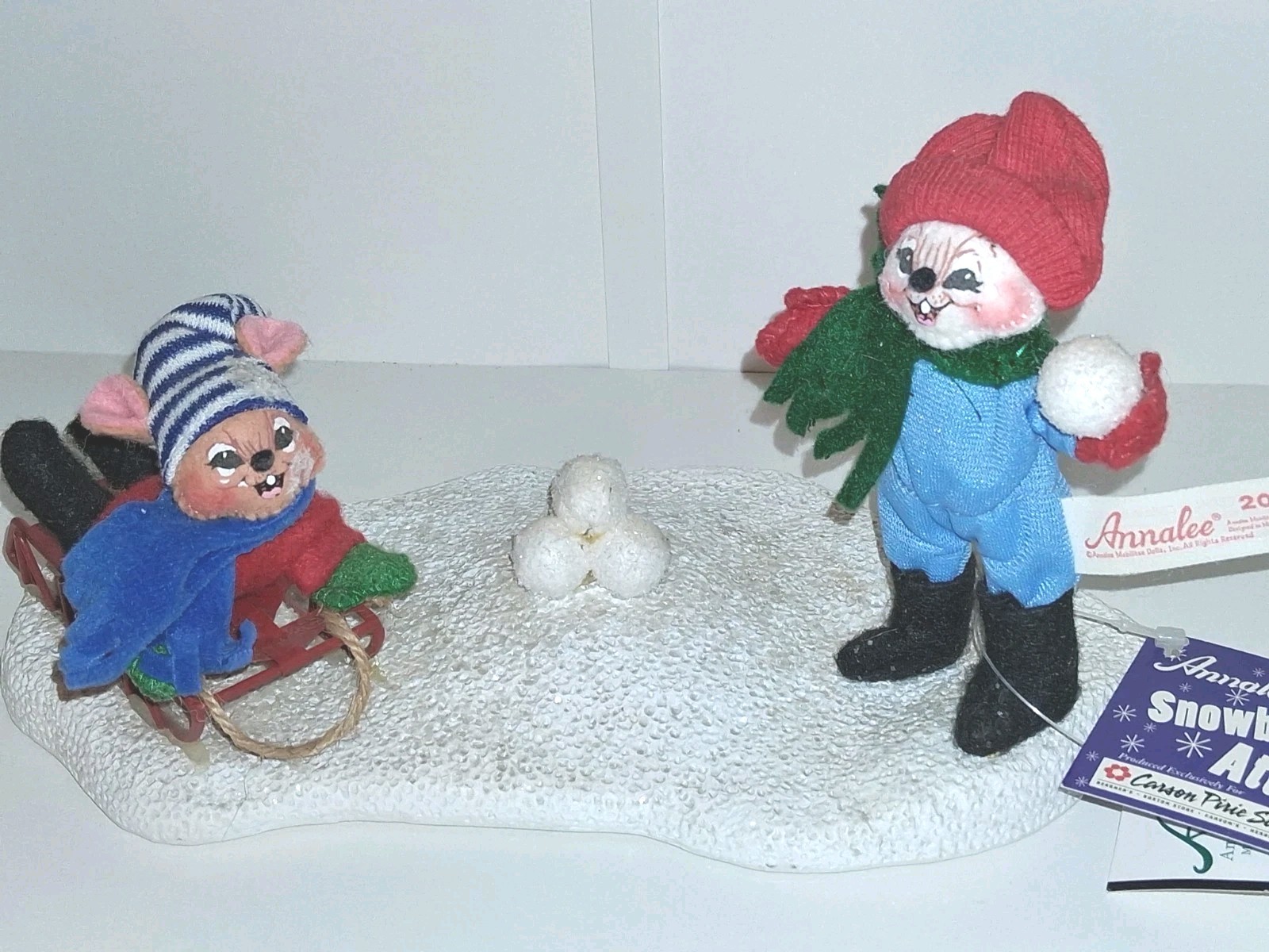 ANNALEE SNOWBALL ATTACK MICE VIGNETTE 9
