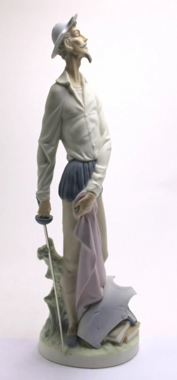 Lladro Porcelain Don Quixote Standing with Sword Gloss Finish Figure EXC