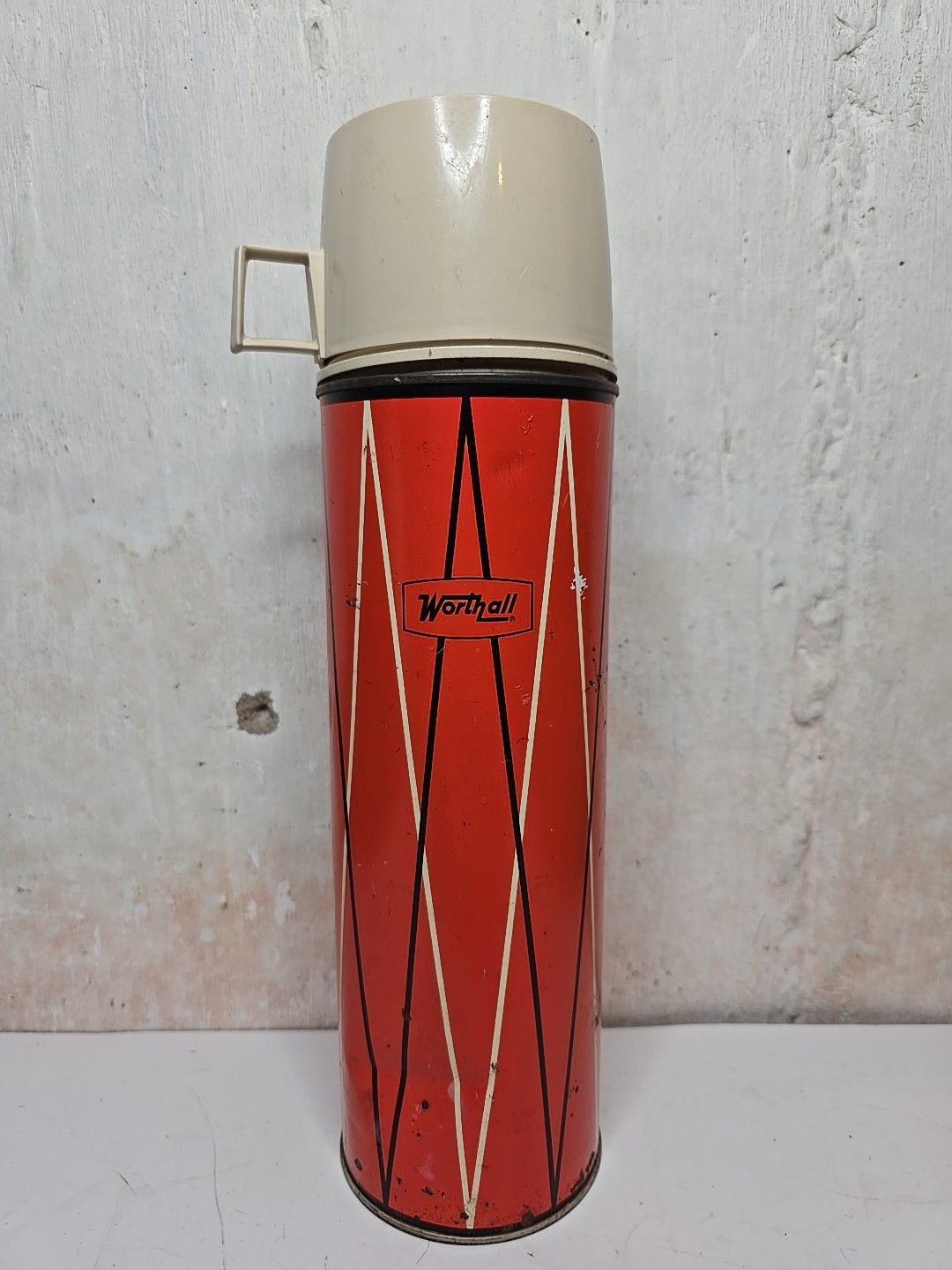 Vintage Worth all By THERMOS Bottle With Cup And Cap Red Design