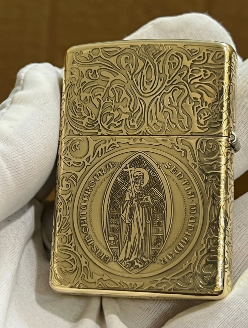 Zippo Constantine Gold Lighter – Collectible Windproof Lighter with Original Box