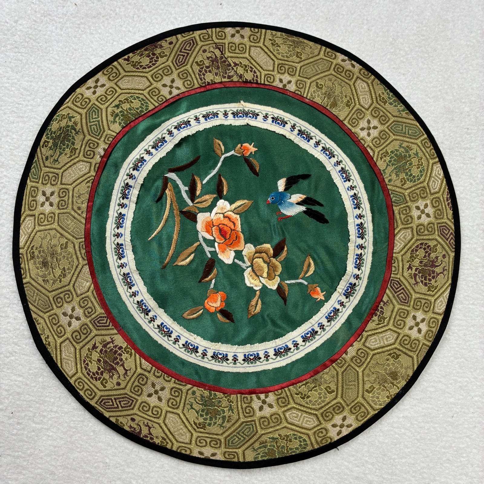 VTG Chinese Silk Embroidered Doily Round Textile Tapestry Flowers Bird Dun Haung