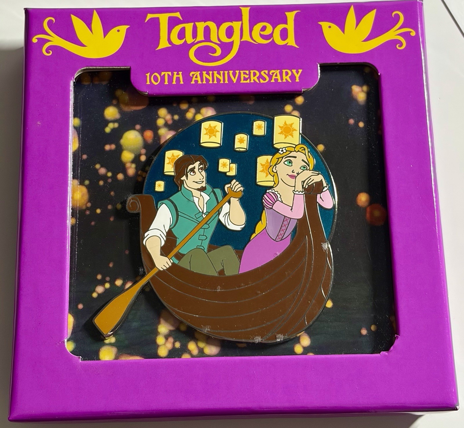 Disney Tangled 10th Anniversary Limited Edition Mini Jumbo Pin Rapunzel Flynn 