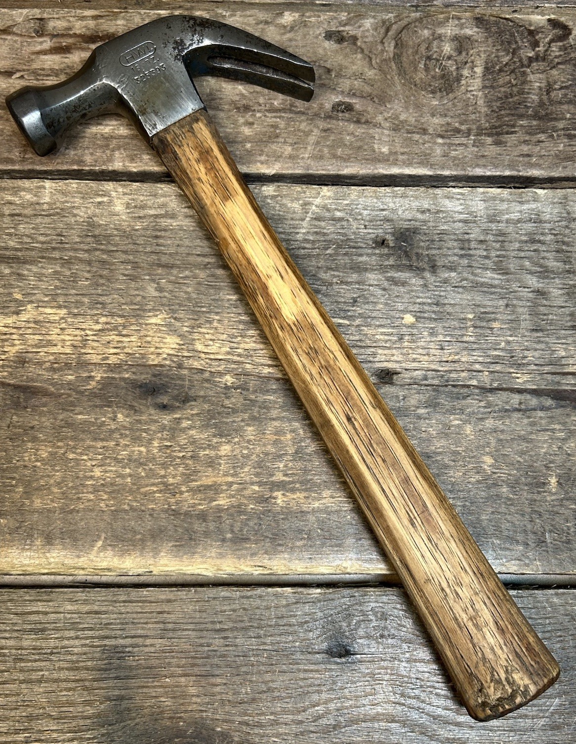 Vintage HWI 16 Oz  Curved Claw Hammer With Octagon Original Handle