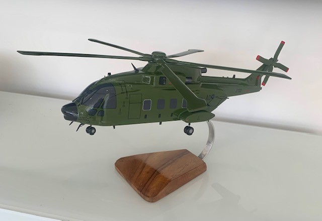 Stunning large scale RAF Merlin HC MK.3  Desktop Display Model in 1:43 Scale