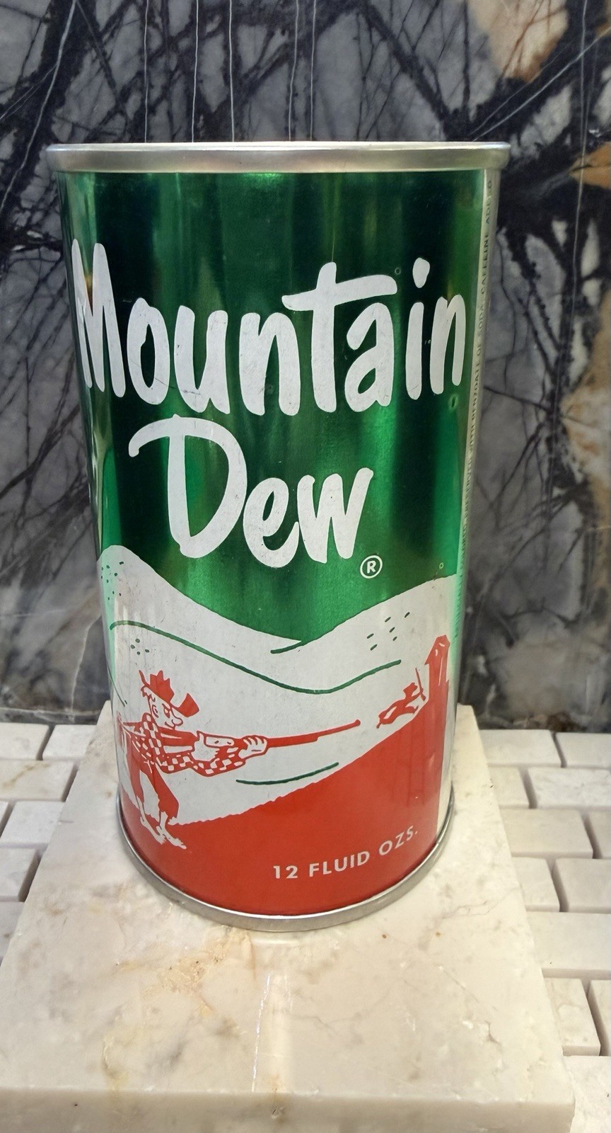 A1 Condition  1st Mountain Dew can *Pre-zip, Flat Top*  RARE Investment Quality