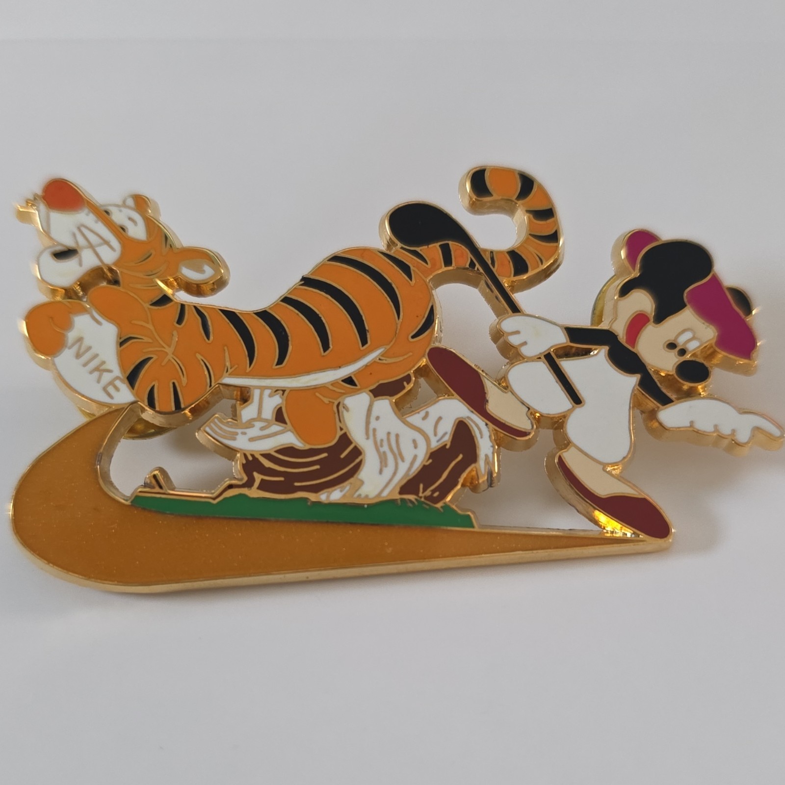 Nike Disney Tigger Golf Pin 2000 Masters PGA USA Open British Open Tiger Woods