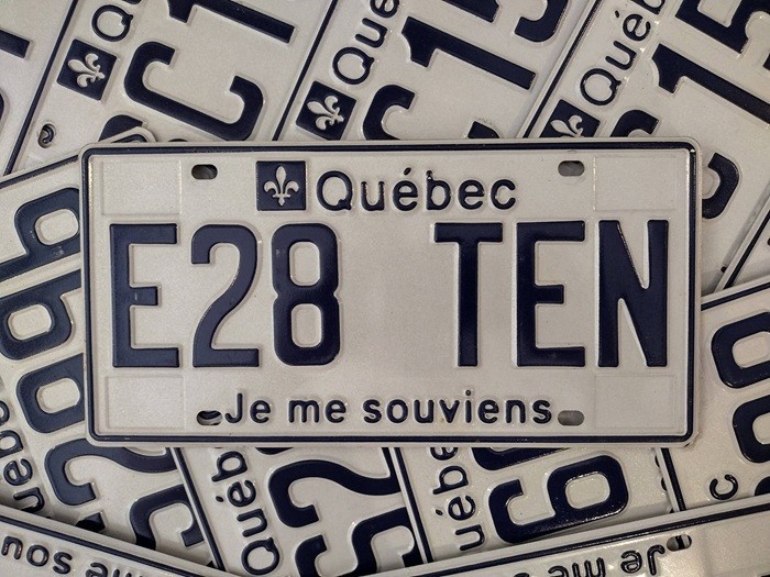 Authentic 2022 Embossed Quebec CANADA license plate French slogan Je Me Souviens