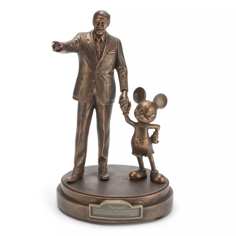 Walt Disney and Mickey Mouse Partners Figure BRAND NEW 