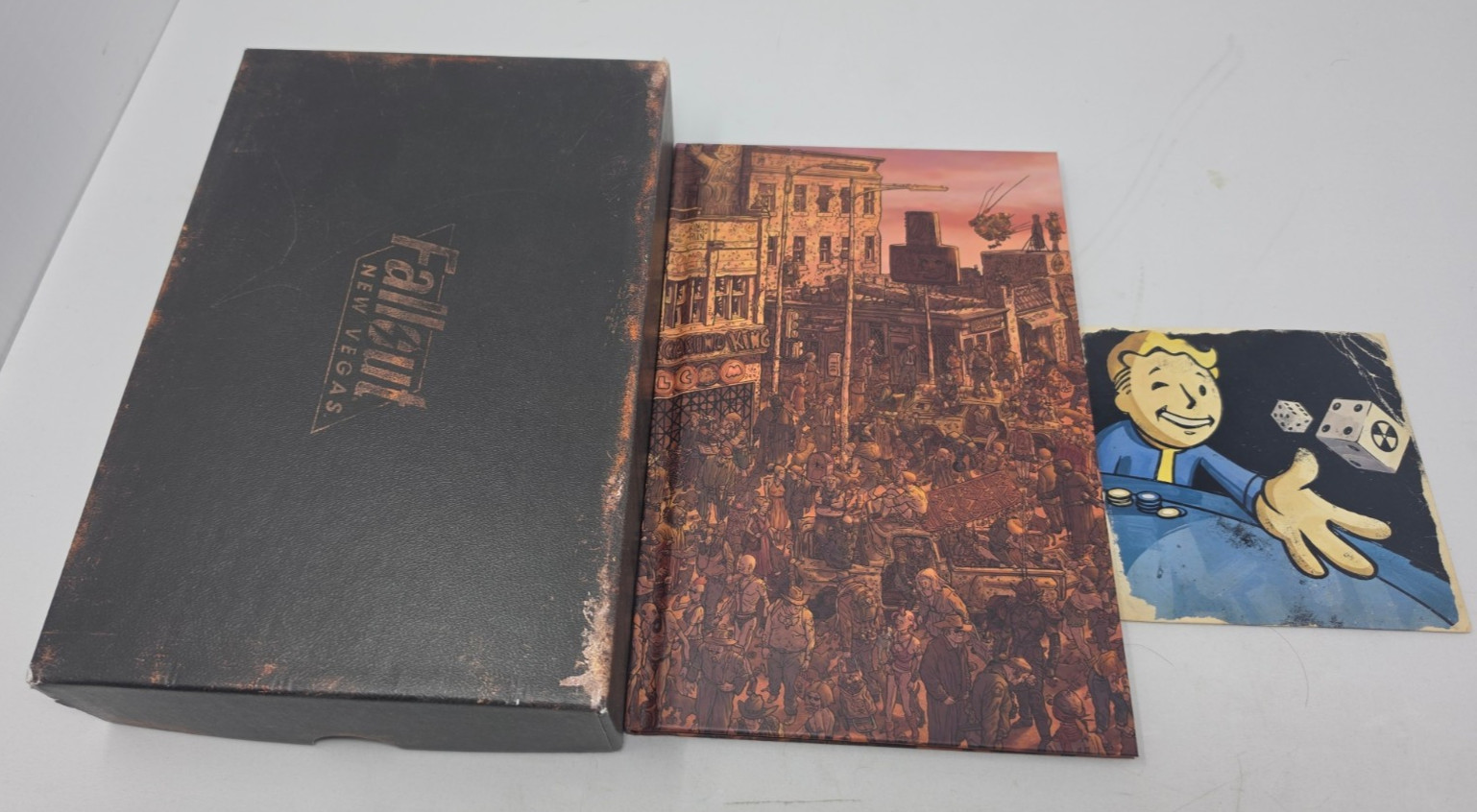 Fallout New Vegas Collector’s  Box All Roads Graphic Artbook Making Of CD