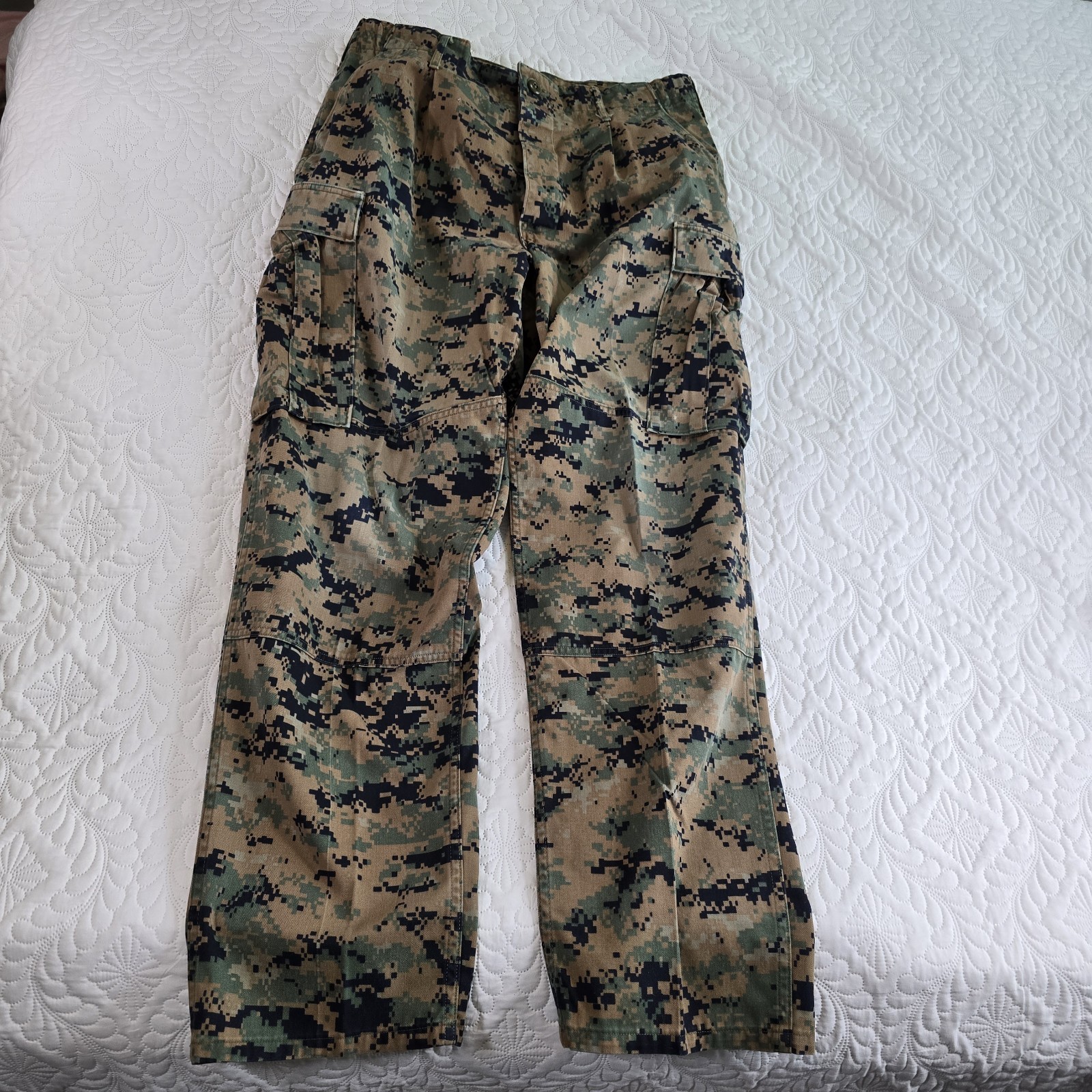 USMC MARPAT Woodland Digital Camo Utility Combat Pants Trousers Medium...