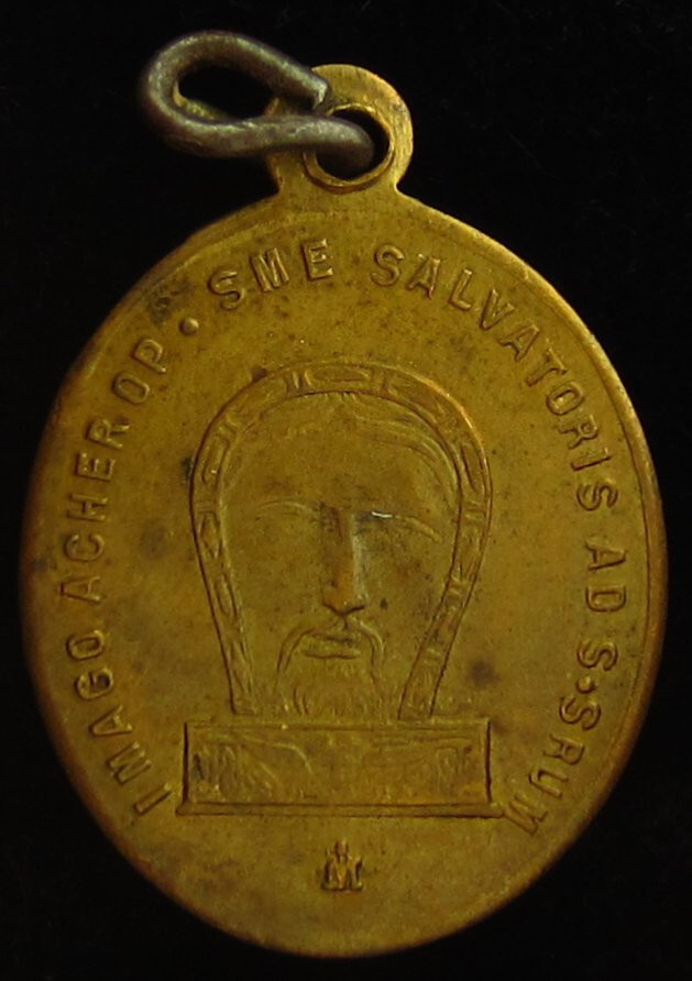 Vintage Jesus Medal Catholic Holy Face Scala Sancta Rome Light in Weight