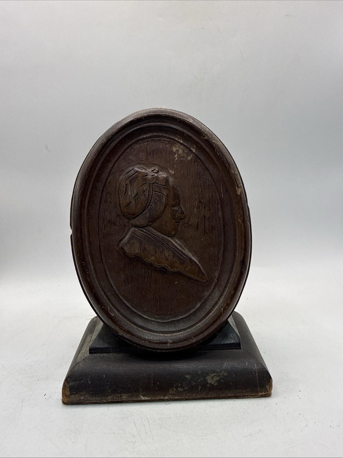 Vintage Carved Wood Woman Portrait Profile Oval Plaque Tabletop Stand 7” *