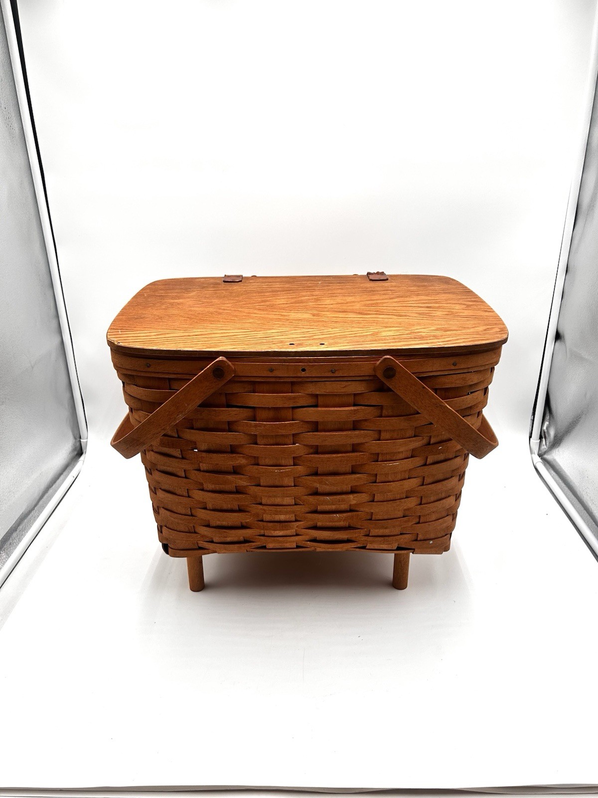 Longaberger Picnic Basket Large Lidded with Stand Signed 1992  16” X 14” X 11”