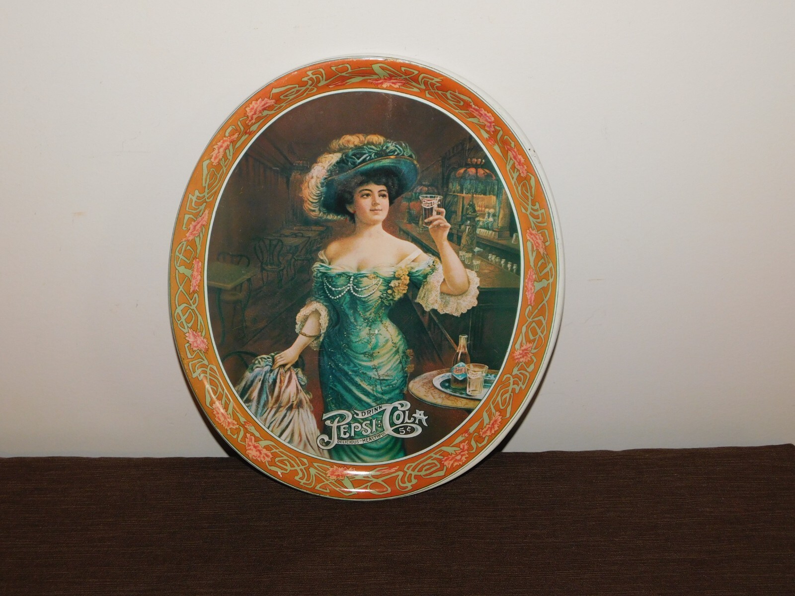 VINTAGE KITCHEN 12 3/4\